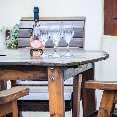 The Brambles - 2 Bedroom Cottage - Llanteg מראה חיצוני תמונה