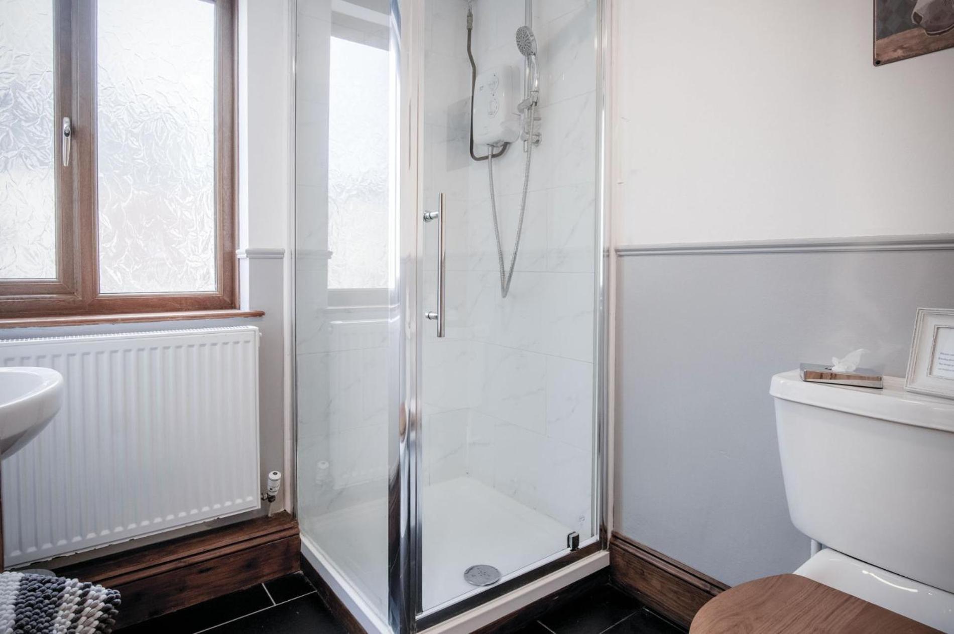 The Brambles - 2 Bedroom Cottage - Llanteg מראה חיצוני תמונה