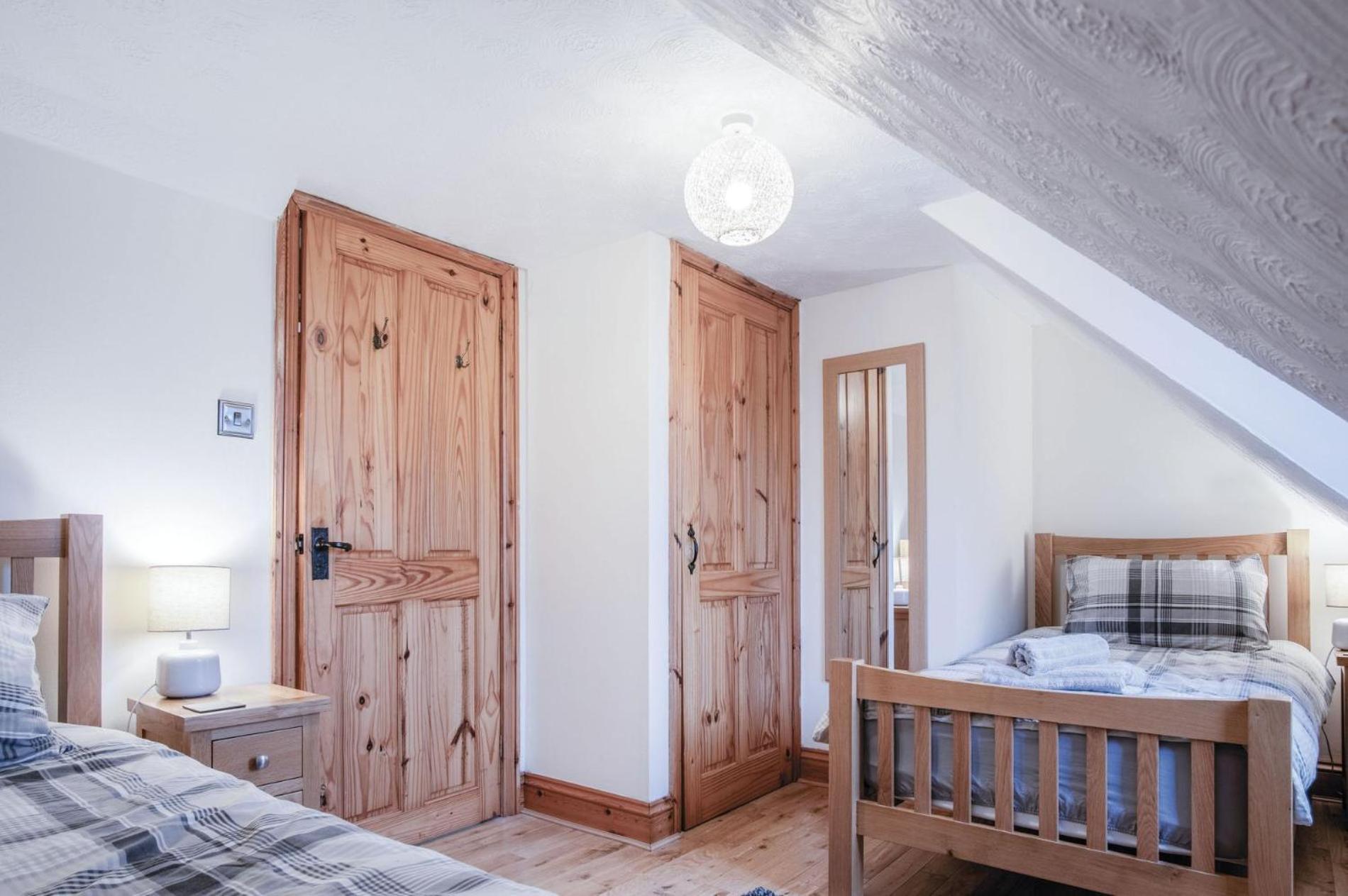 The Brambles - 2 Bedroom Cottage - Llanteg מראה חיצוני תמונה